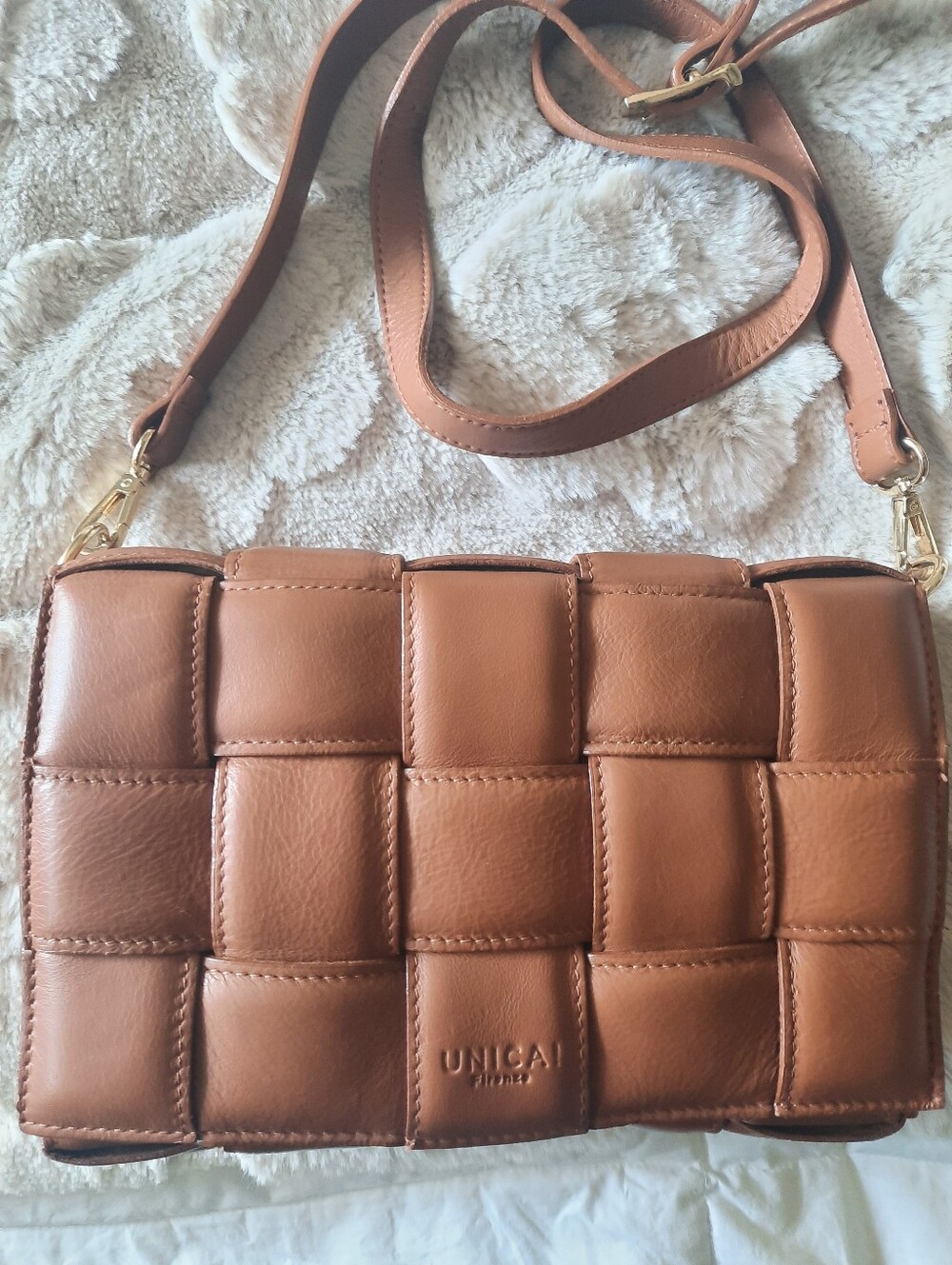 Vera Pelle Tan Woven Padded Leather Crossbody Bag